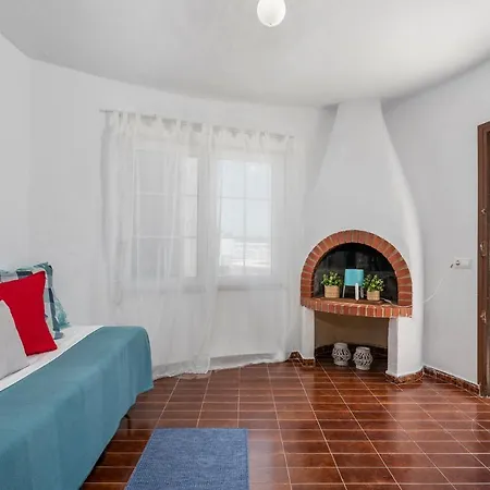 Beautiful House With Sea Views And Private Pool 샬레 또레비에하