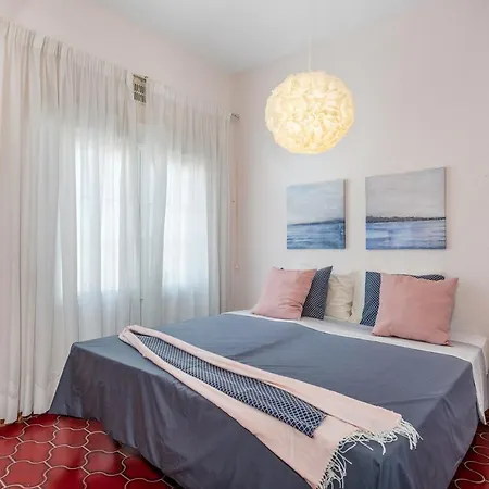 Beautiful House With Sea Views And Private Pool Alpstuga