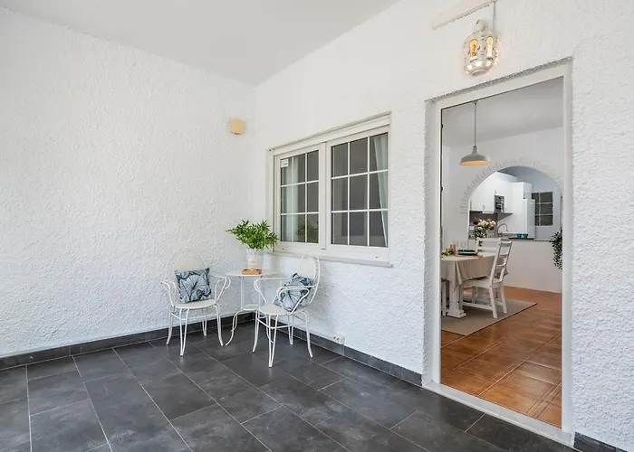 Beautiful House With Sea Views And Private Pool